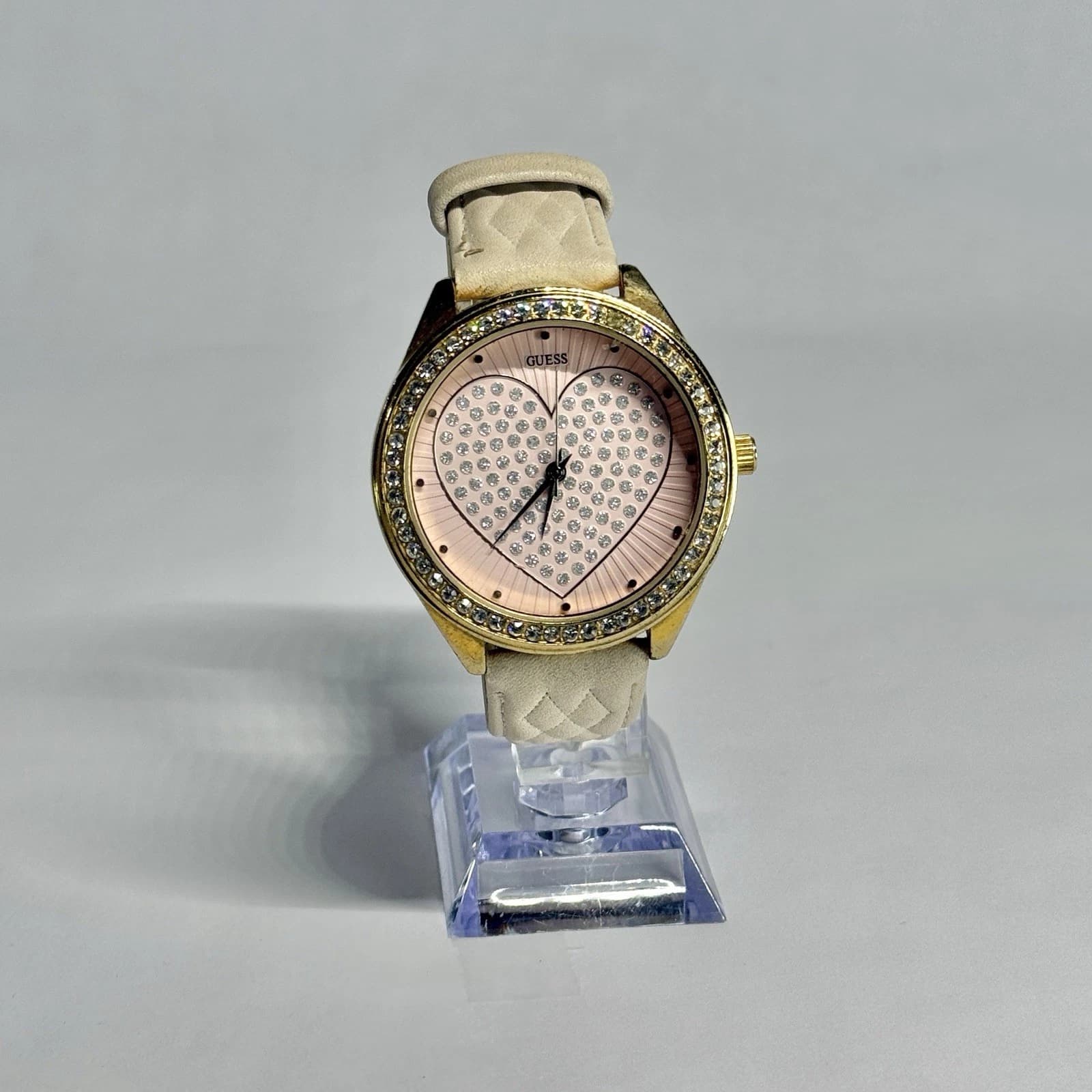 GUESS Crystal Heart Analog 1143 Gold Tone Women Vintage Watch W425 *WORKING