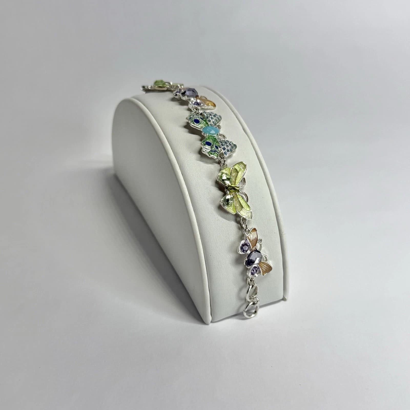 Elegant Butterfly Enamel Whimsical Silver Tone Vintage Bracelet Jewelry Br233