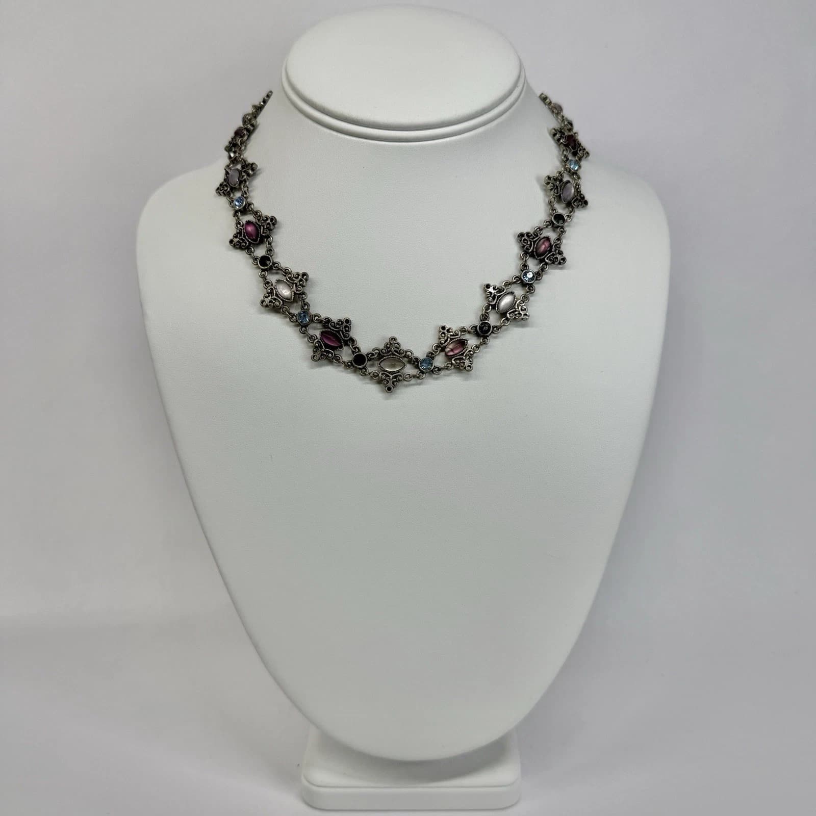 WORTHINGTON Victorian Marquise Filigree Vintage Necklace Jewelry N505