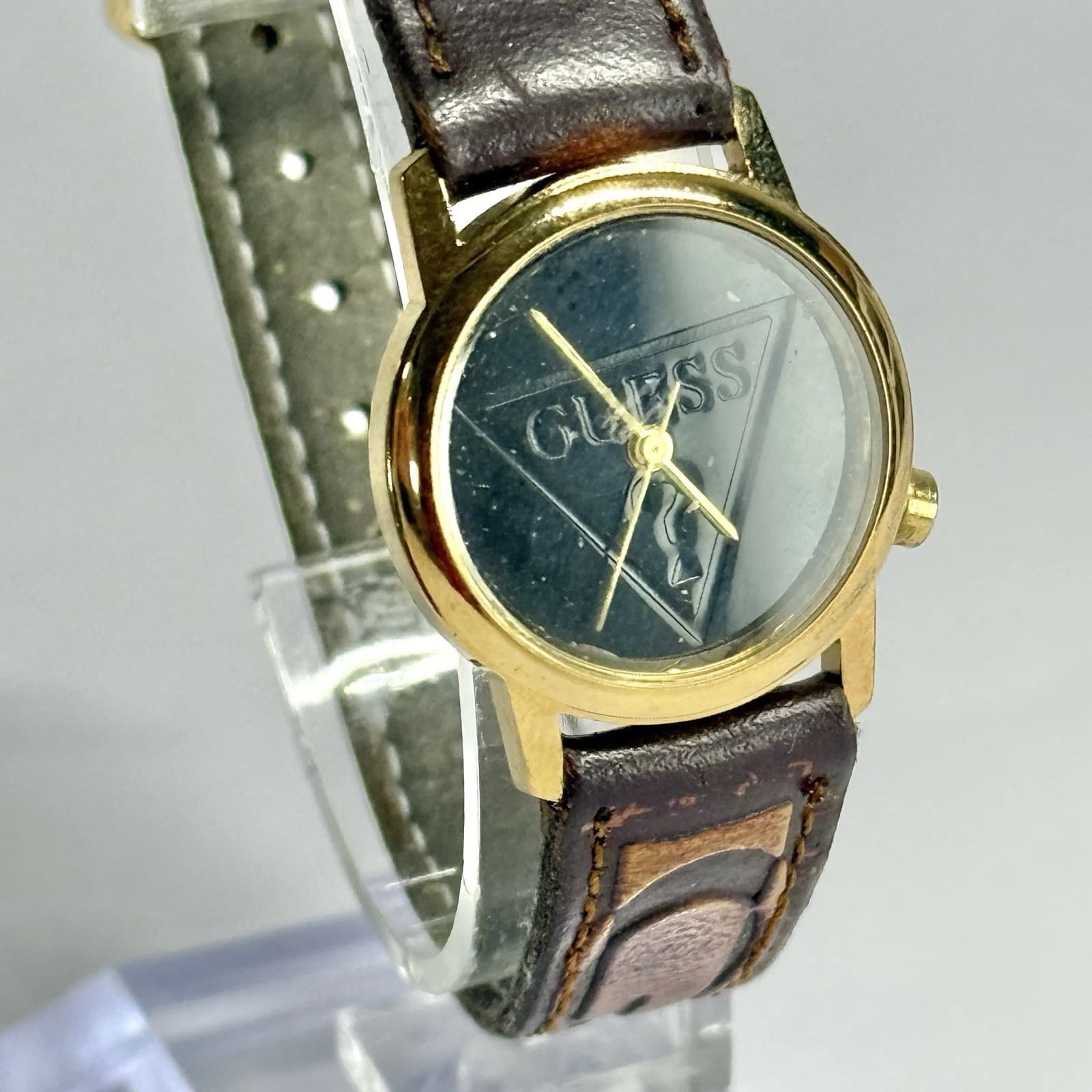 GUESS 1990’s Analog Quartz Gold Tone Women Vintage Watch W665 *WORKING