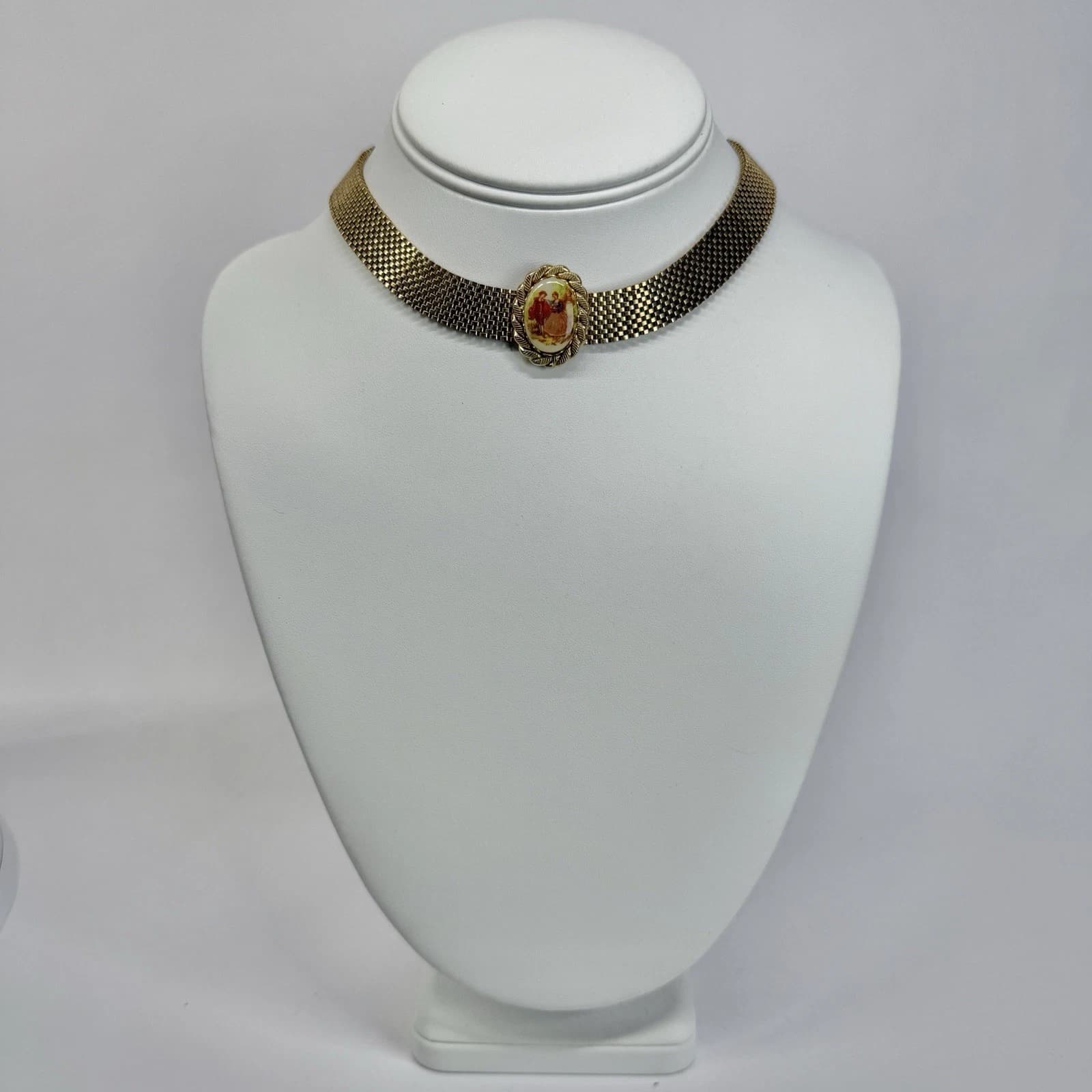 Elegant Courting Couple Cameo Mesh Choker Vintage Necklace Jewelry N488
