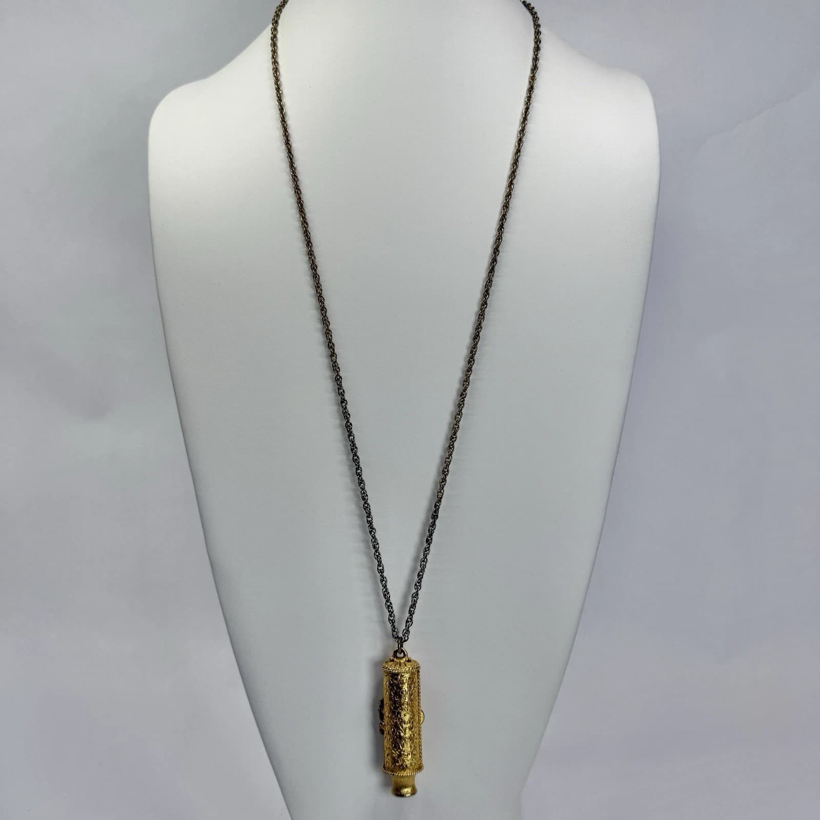MAX FACTOR Whistle Heart Solid Perfume Gold Tone Vintage Necklace Jewelry N203