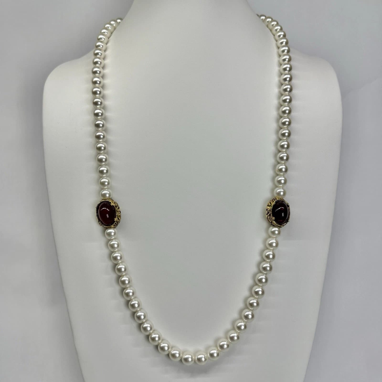 Elegant Faux Pearl Ornate Red Cabochon Gold Tone Vintage Necklace Jewelry N283