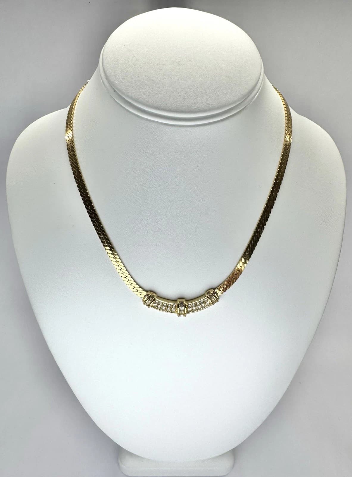 CHRISTIAN DIOR Collar Rhinestone Herringbone Chain Vintage Necklace Jewelry N127