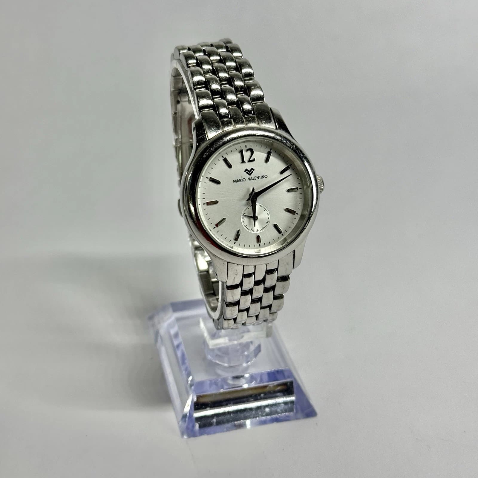 MARIO VALENTINO Quartz Silver Tone Analog Women Vintage Watch W526 *WORKING