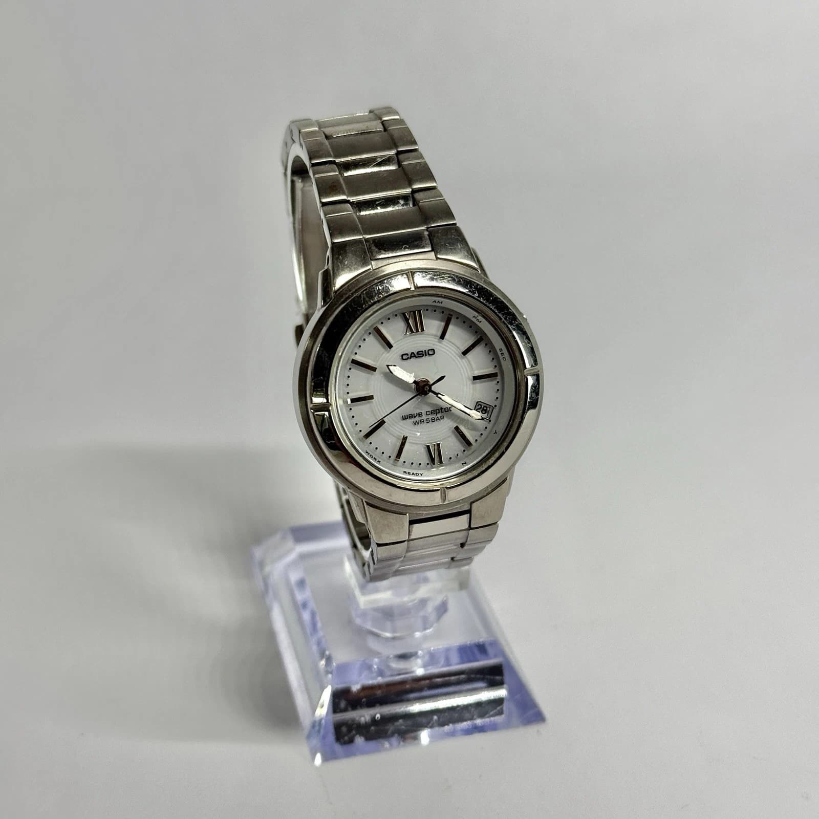 CASIO LWQ-130 Wave Ceptor Quartz Analog Women Vintage Watch W532 *WORKING