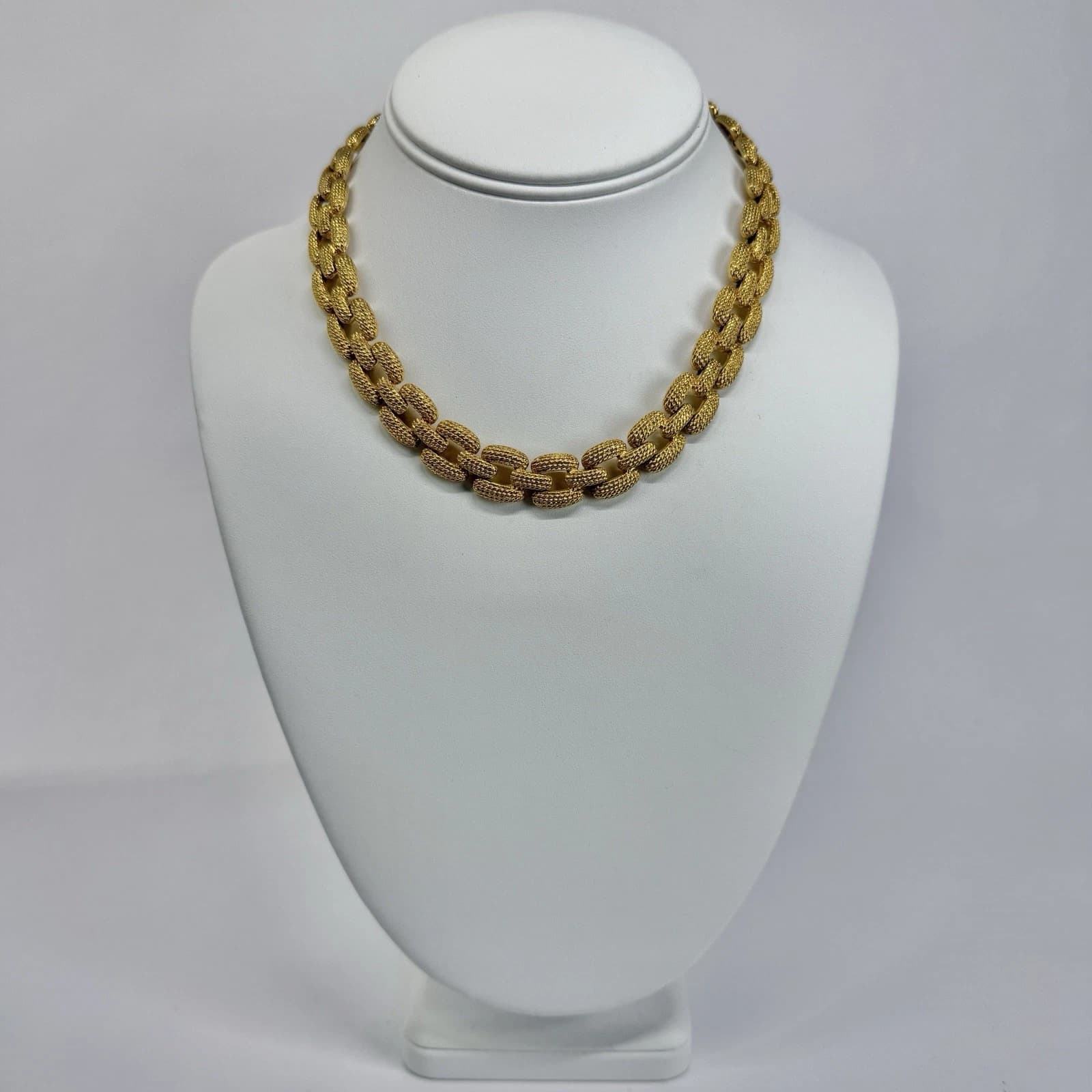 Elegant Chunky Flat Cable Link Chain Gold Tone Vintage Necklace Jewelry N475