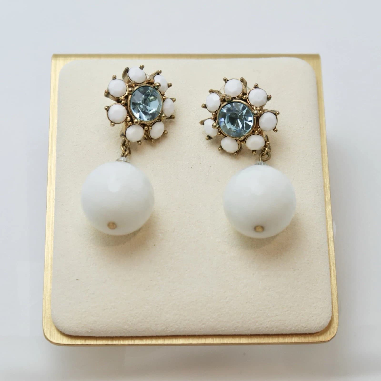 Elegant Milk Glass Blue Crystal Rhinestone Gold Tone Vintage Earring Jewelry E15