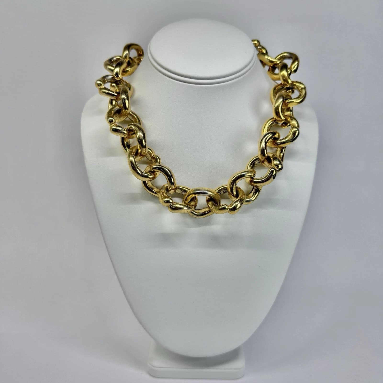 Elegant Chunky Heavy Round Link Gold Tone Vintage Necklace Jewelry N371