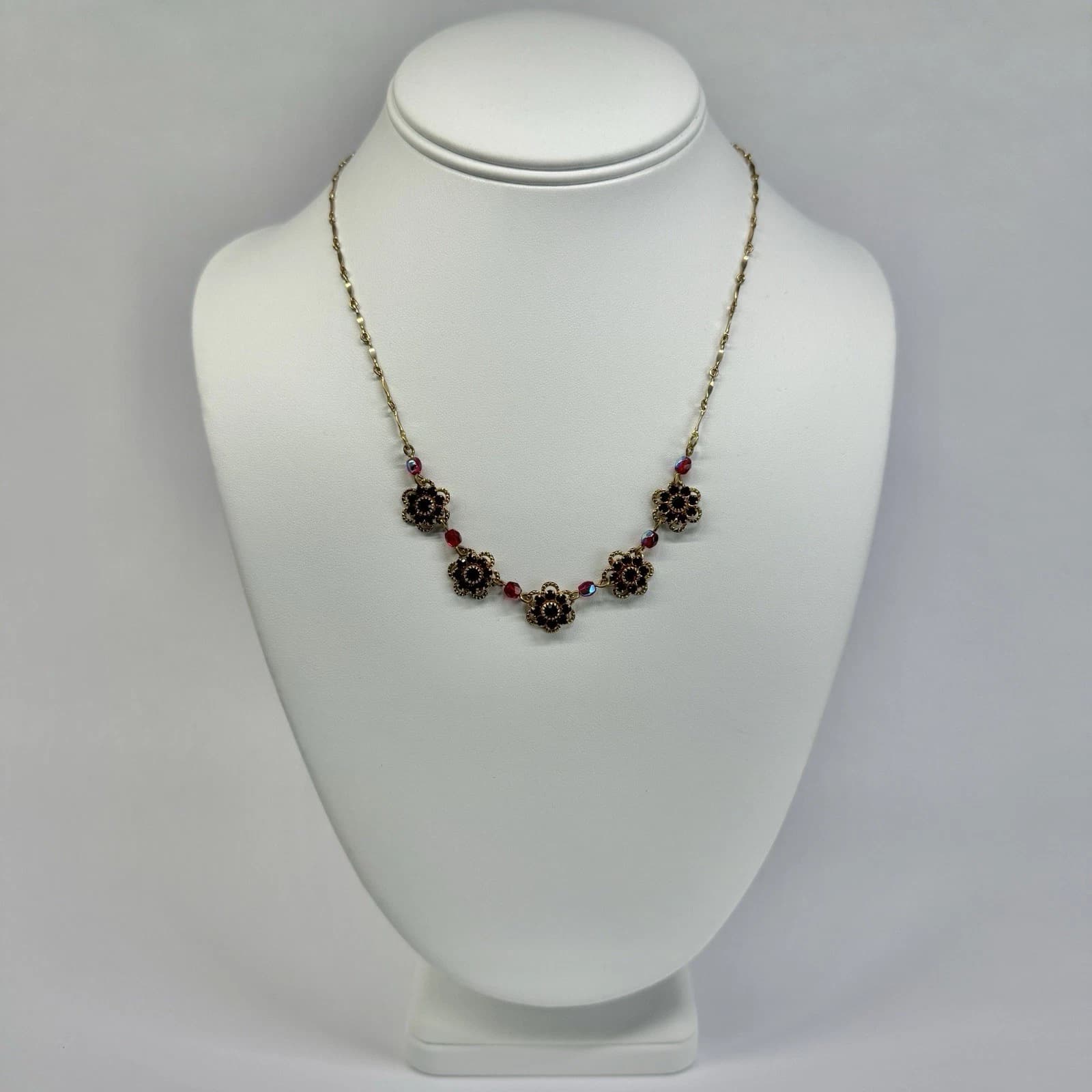 ANKARA DESIGNS Floral Crystal Art Deco Dainty Gold Tone Vintage Necklace N718