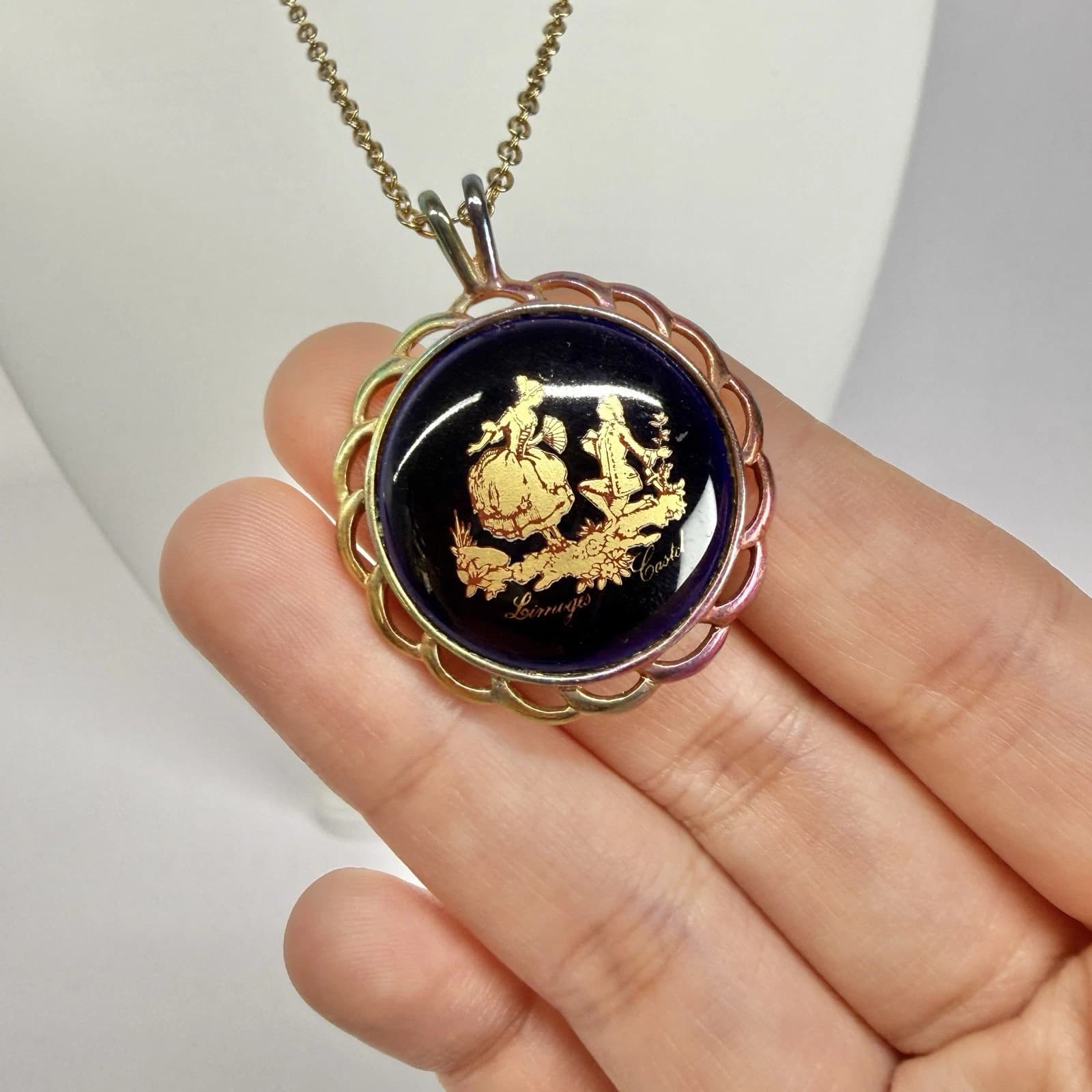 LIMOGES Castel France Courting Couple Porcelain Vintage Necklace Jewelry N437