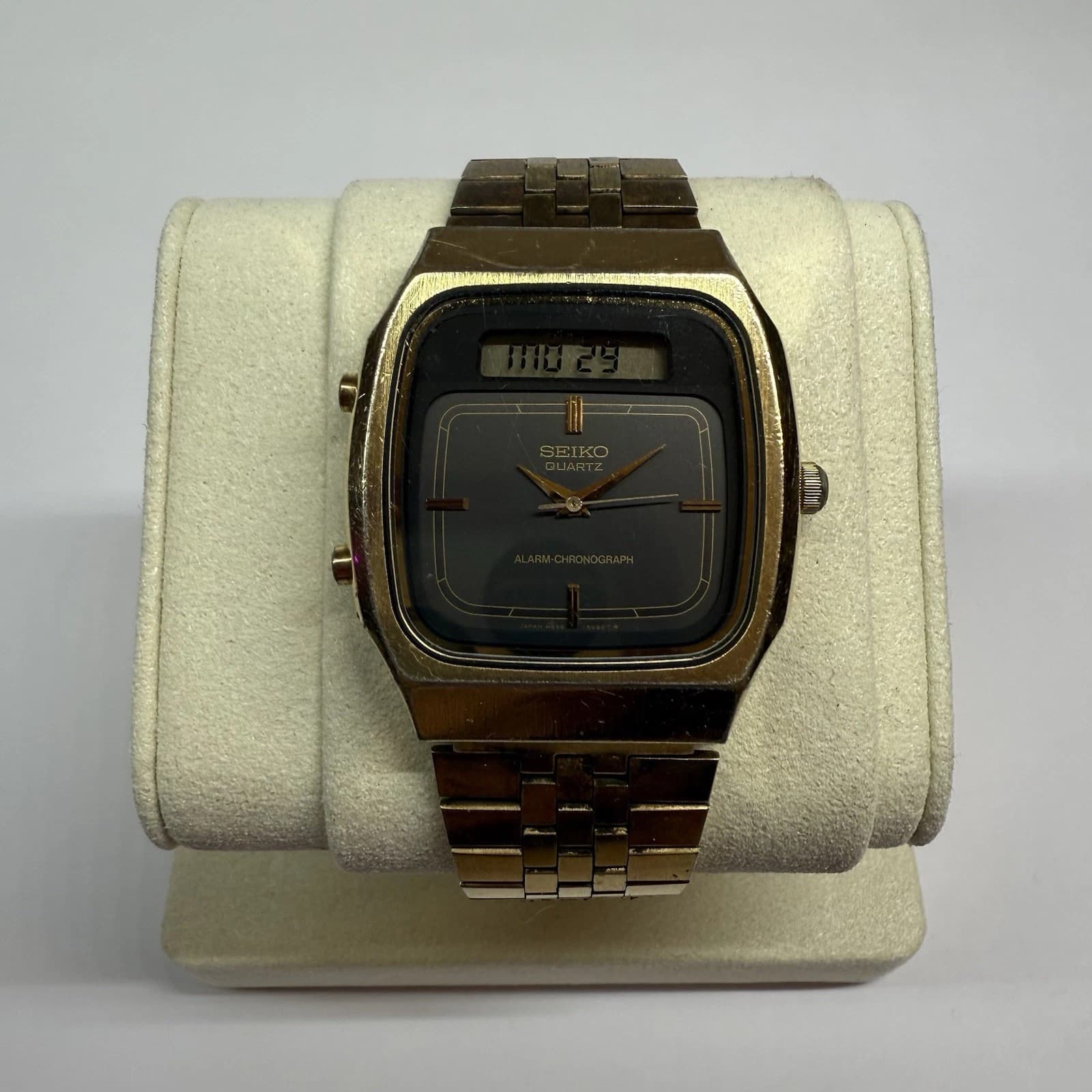 SEIKO H556-5039 Gold Tone Quartz Day/Date Men Vintage Watch W83 *New Battery