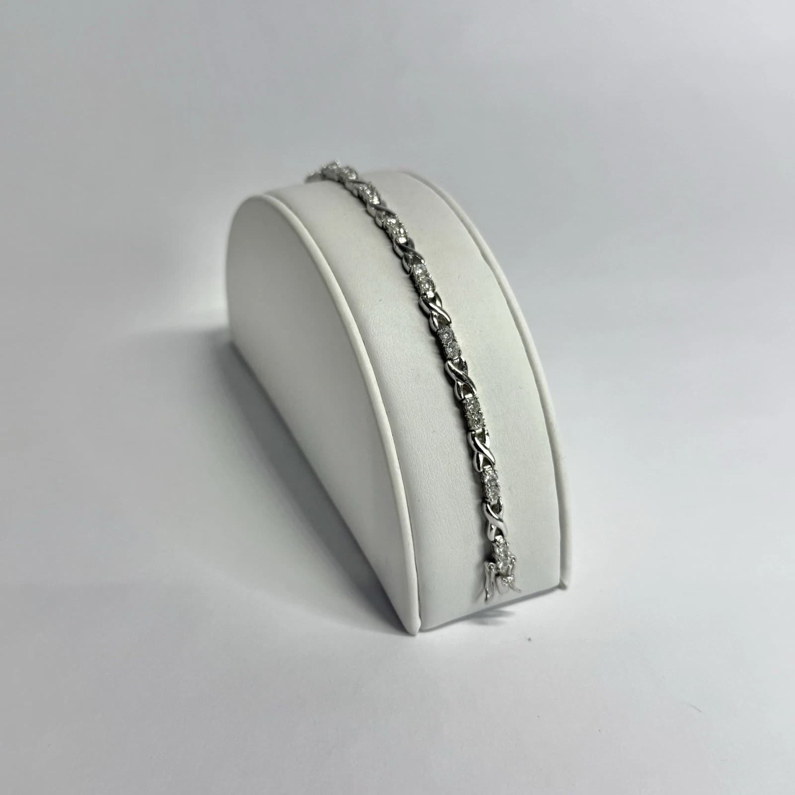 Elegant Tennis Rhinestone Sparkly Silver Tone Vintage Bracelet Jewelry Br241