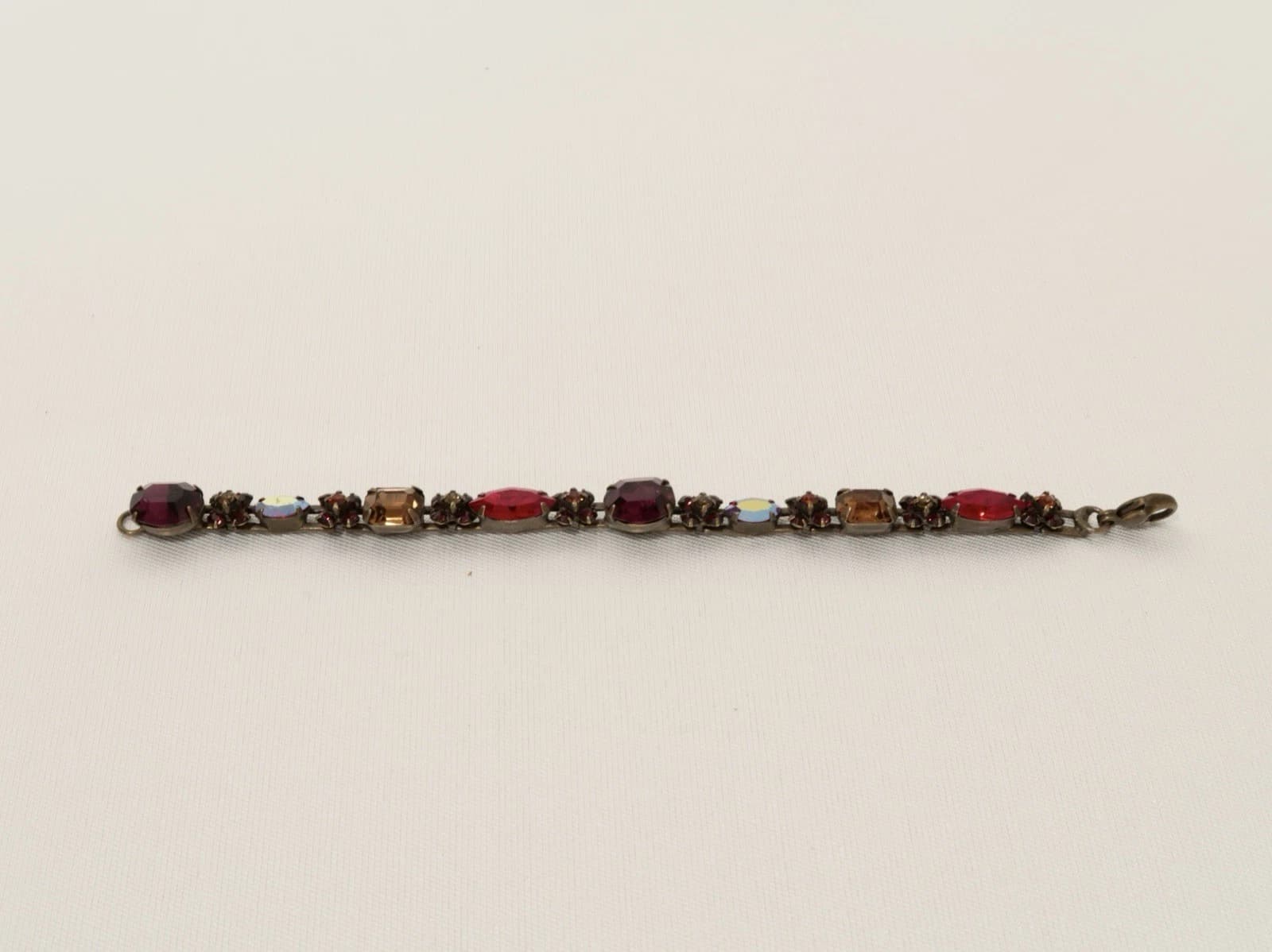SORRELLI Swarovski Crystal Red/Orange Floral Brass Vintage Bracelet Jewelry Br23