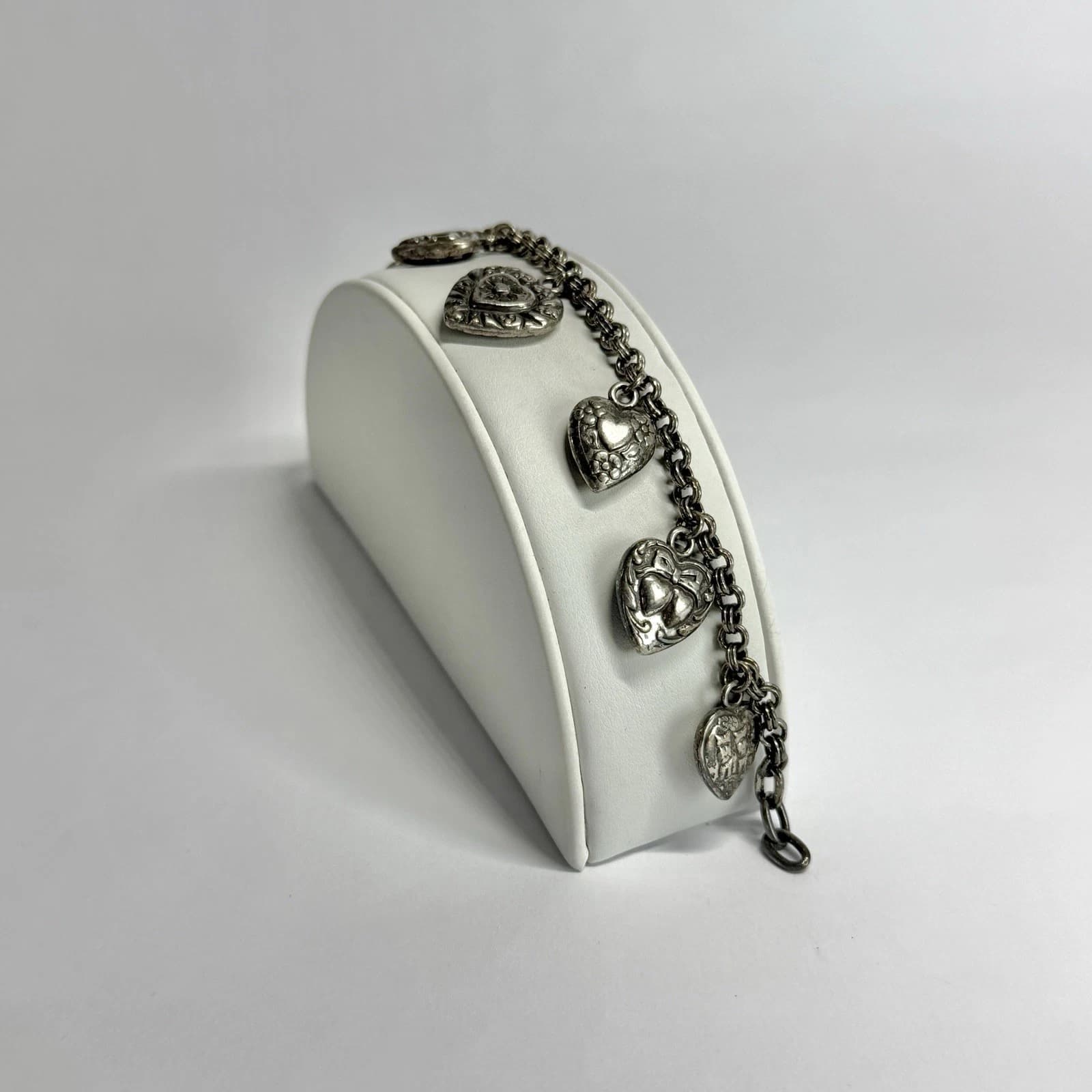 BRIGHTON Dangling Puffy Heart Charms Silver Tone Vintage Bracelet Jewelry N266